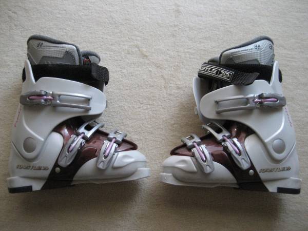 ＫＡＳＴＬＥ　スキーブーツ　女性用２３ｃｍ_2
