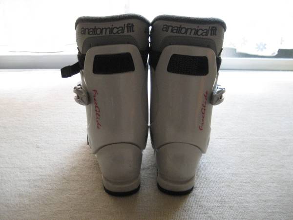 ＫＡＳＴＬＥ　スキーブーツ　女性用２３ｃｍ_3