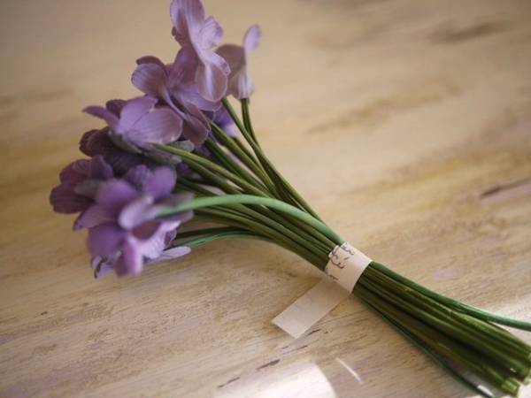 ハンドメイド　布花 スミレの花束 うす紫/サテンベルベット/斜茎_2