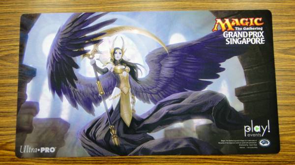 シンガポールGP記念《死盟の天使》限定プレイマット(ボックス)｜売買 マジック：ザ・ギャザリング プレイマット 死盟の天使