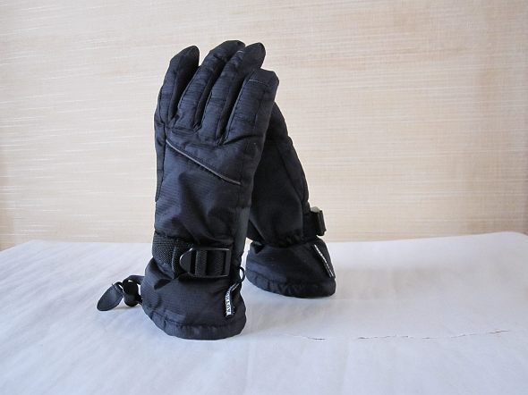 即決スキー必需スポーツオーソリティーグローブ (黒)140送料200_1