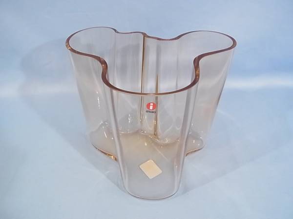 iittala イッタラ アアルト ベース 160mm リオブラウン 廃盤色 iittala イッタラ アアルト ベース 160mm リオブラウン 廃盤色