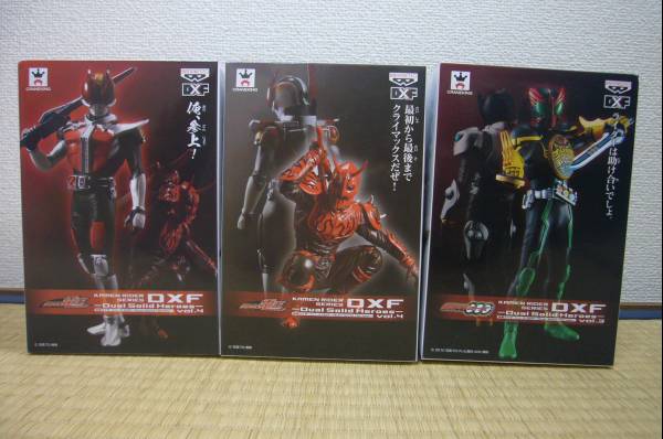 仮面ライダー　DXフィギュア　電王/モモタロス/オーズ　3種_1