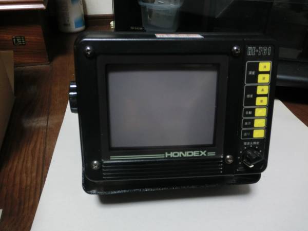 格安　魚探+カラーGPSプロッター_2