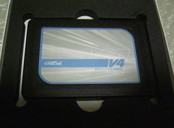 Crucial V4 CT256V4SSD2 256GB Read 230MB/s Write 190MB/s_1