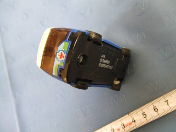 モータートミカ　　ドラえもん幼稚園バス　中古品_3