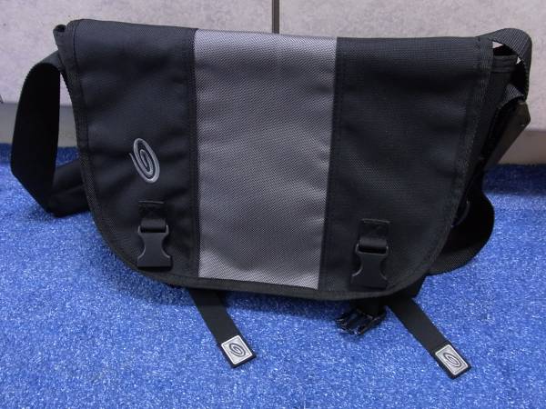 新同美品　TIMBUK2クラシックメッセンジャーS_1