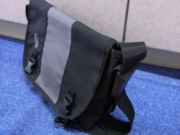 新同美品　TIMBUK2クラシックメッセンジャーS_2