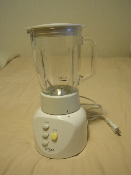 １２年製美品★タイガー魔法瓶 ミキサー SKZ-Y700 コンパクト_2