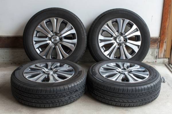 フリード（スパイク）Ｇエアロ純正ホイール＋タイヤ４本セット_1