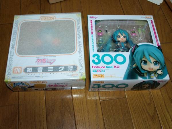 【新品未開封】ねんどろいど初音ミク2.0と応援verセット(その2)_1