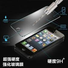 ●新品 iPhone5 傷がつかない 液晶保護フィルム おまけ付き★_1