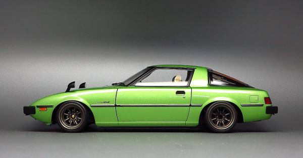 1/18 Aa マツダ サバンナ RX-7 SA ワタナベ カスタム 改(乗用車)｜売買