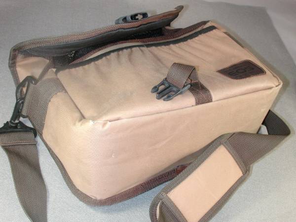 キヤノンＥＯＳ　特製バック　安くて送料もサービス_1