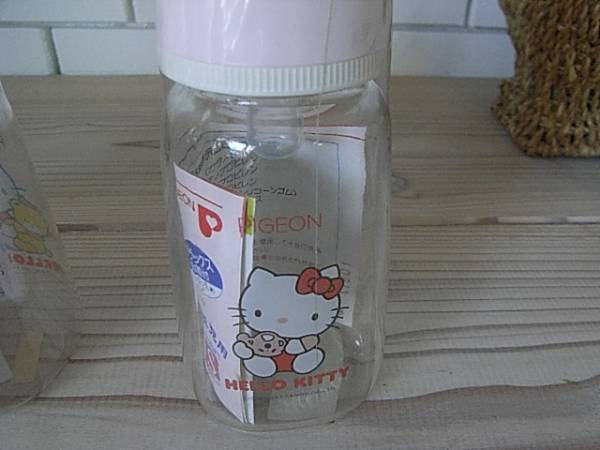 新品 PIGEON ピジョン 哺乳瓶 プラスチック ガラス キティ 3本_3