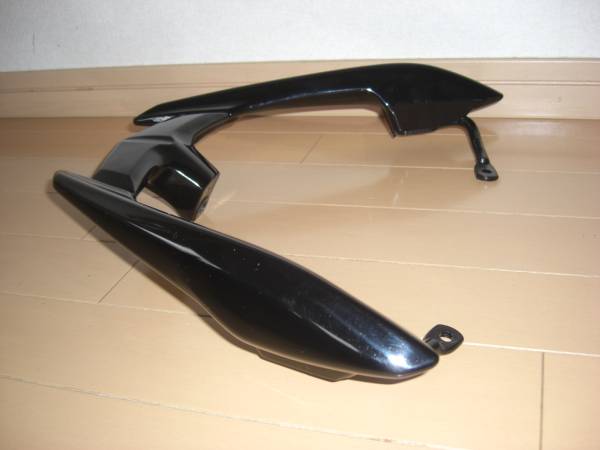 ★☆美品　アドレス V125S 純正　リヤスポイラー　黒☆★_3