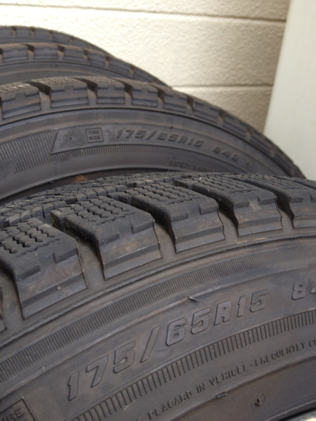 175／65-15スタッドレス、アルミ4本セットです。_2