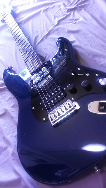 Squier by Fender ST702 フェンジャパJVシリアル Squier by Fender ストラトキャスター ST702 JVシリアル(フェンダー