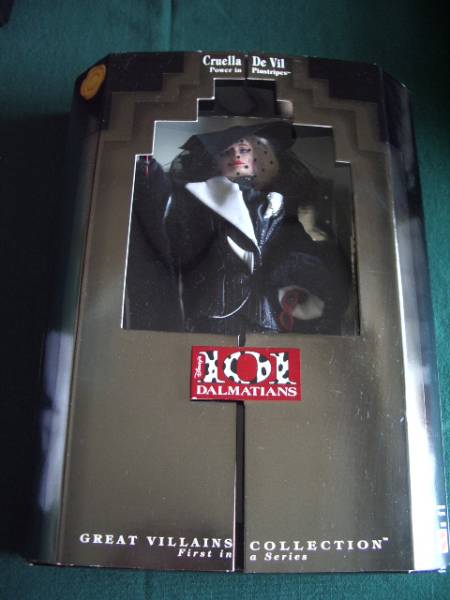 未取り出し☆ディズニー 101匹わんちゃん 《クルエラ》バービー