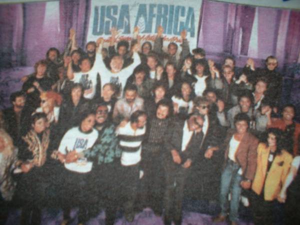 85年 We Are The World Tシャツ マイケルジャクソン Bob Dylan Tシャツ 売買されたオークション情報 Yahooの商品情報をアーカイブ公開 オークファン Aucfan Com