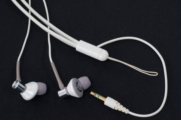 SONY MDR-NX3 ネックストラップイヤホン 送料無料 SONY ネックストラップイヤホン MDR-NX3(ソニー)｜売買された