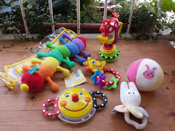 Sassy サッシー おもちゃガラガラボールイモムシくんトトロ鏡 ベビー用品 売買されたオークション情報 Yahooの商品情報をアーカイブ公開 オークファン Aucfan Com