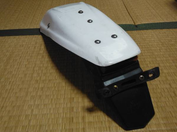 ジェベル250XC DR250R 流用MXリアフェンダー SJ45A 中古品 DRC (リア