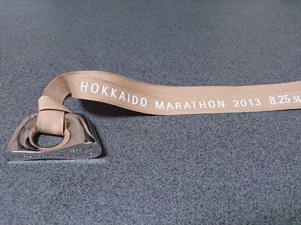 北海道マラソン　ＴシャツM・完走賞メダル_2