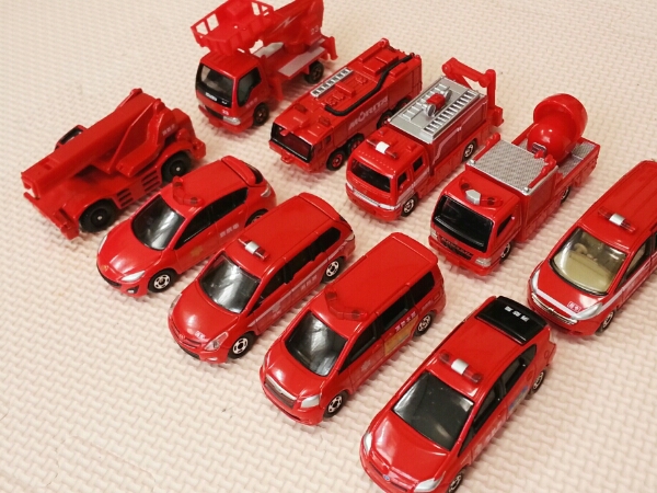 トミカ 消防車10台セット ブロアー車ポンプ高所指揮クレーン車 商用車 公用車 売買されたオークション情報 Yahooの商品情報をアーカイブ公開 オークファン Aucfan Com