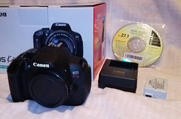 キャノン　EOS Kiss X7i　ボディー_1
