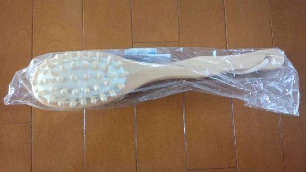 ロクシタン アマンドシェイプオリジナル マッサージボディブラシ その他 売買されたオークション情報 Yahooの商品情報をアーカイブ公開 オークファン Aucfan Com