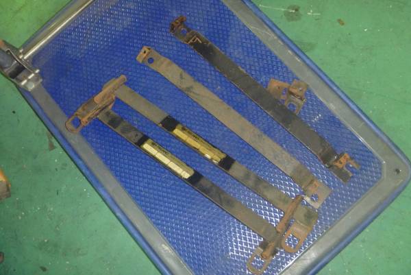 ＡＥ８６用　レカロ　ベースフレーム左右