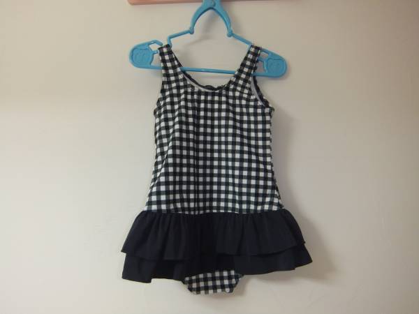 しまむら ギンガムチェックリボン水着ワンピース 110 110 105 114cm 売買されたオークション情報 Yahooの商品情報をアーカイブ公開 オークファン Aucfan Com