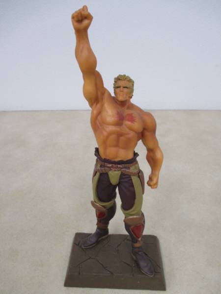 Ep41m 北斗の拳 ラオウ フィギュア 我が生涯に一片の悔い無し 北斗の拳 売買されたオークション情報 Yahooの商品情報をアーカイブ公開 オークファン Aucfan Com