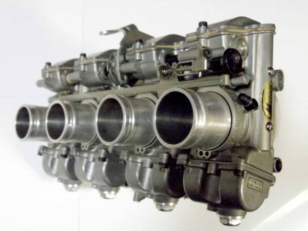 イナズマ1200/GSF1200/GSX-R1100/TMR38パイキャブレター/油冷  