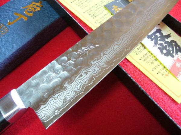 ☆堺正孝槌目鍛造ダマスカス鋼牛刀包丁180mm（黒柄ハンドル） 堺正孝