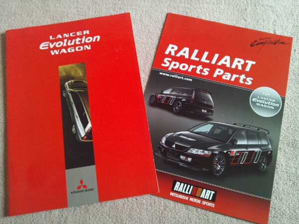 ランサーエボリューションワゴンカタログ 05年9月 エボワゴン ランサー 売買されたオークション情報 Yahooの商品情報をアーカイブ公開 オークファン Aucfan Com