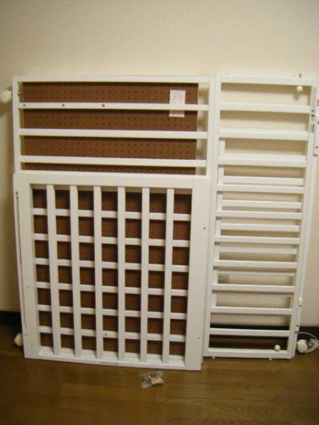 ★カトージ ベビーベッド　 ホワイト★スライド扉　収納棚付　