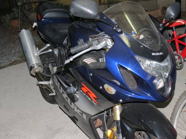 0-100加速最速 GSX-R750 K5 美車 車検長い(401cc-750cc 0-100加速最速 GSX-R750 K5 美車 車検長い(401cc-750cc