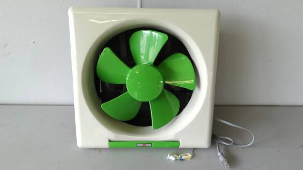 未使用長期保管品☆大建工業/ダイケン 換気扇 25cm EK-3025D 未使用長期保管品☆大建工業/ダイケン 換気扇 25cm EK-3025D