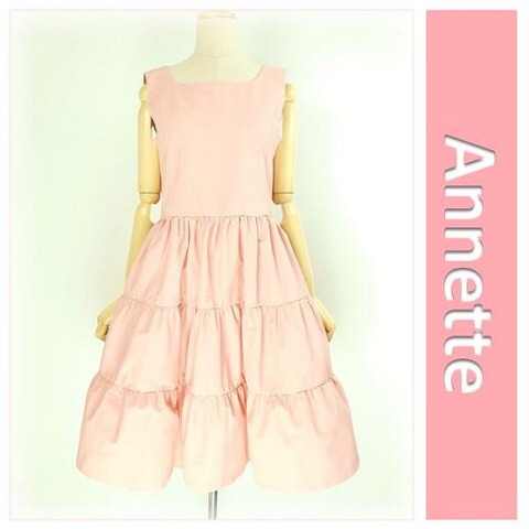 Annette ティアードワンピース アネット ワンピース 売買されたオークション情報 Yahooの商品情報をアーカイブ公開 オークファン Aucfan Com