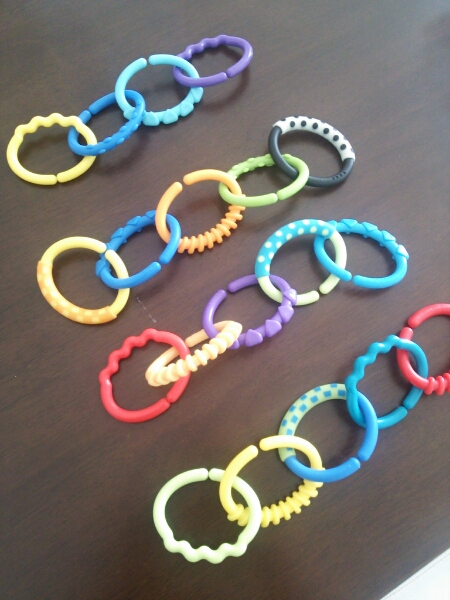 ベビーカー用 ひっかけリング おもちゃトイザらス購入 その他 売買されたオークション情報 Yahooの商品情報をアーカイブ公開 オークファン Aucfan Com