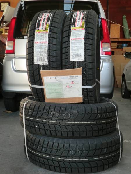 ２０５／６０／１６　４本　ブリジストン　スタッドレス　出血