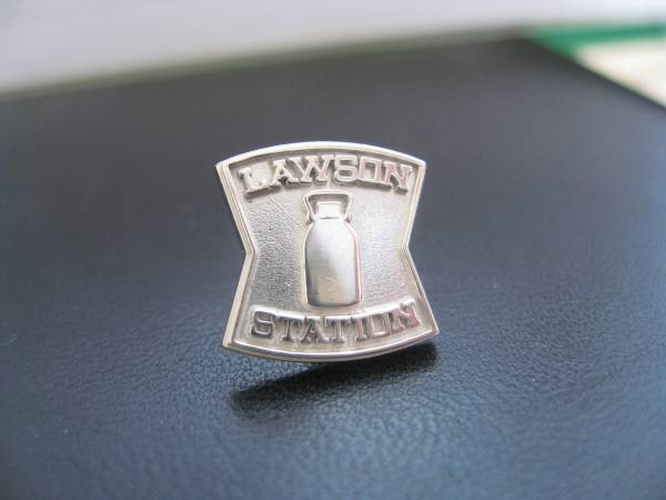 ☆ローソンバッジ☆LAWSON☆中古☆社章☆徽章☆(19号～)｜売買された