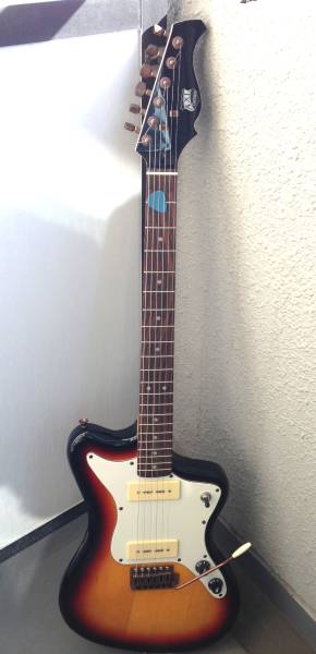 送料込】AXL GUITARS AZ-800-SN JAZZMASTER系ビザールギター(本体