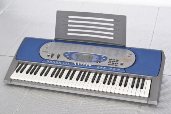 R-I029 カシオ CASIO 光ナビゲーション キーボード LK-65 中古品