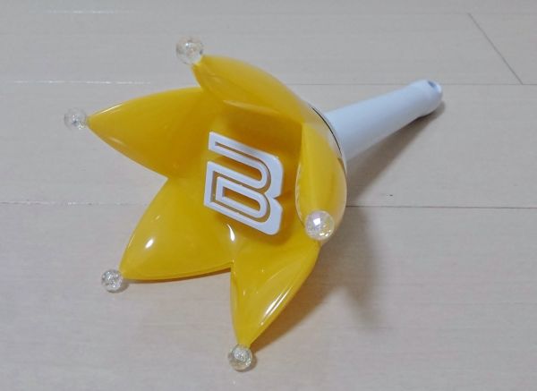 1円～！BIGBANG 韓国公式ペンライト ver.4 ホワイト 新品 東京(ペン 
