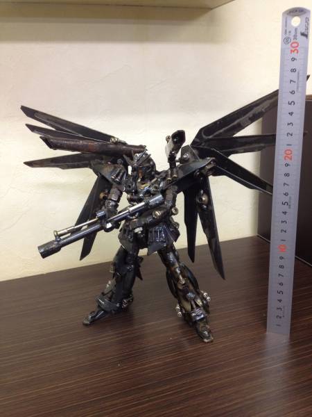 ガンダム　鉄製フィギュア　ジャンク