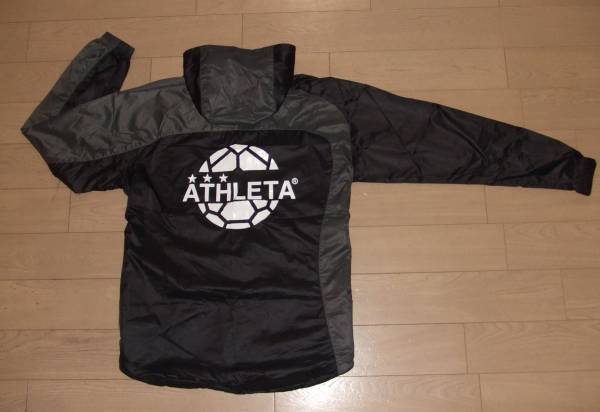 必見/送安★ATHLETA アスレタ ウィンドアップ フ-ディ- トップ M