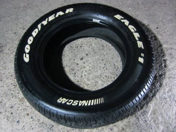 絶版希少サイズGY イーグル1 ナスカー ホワイトレター 225/60R16